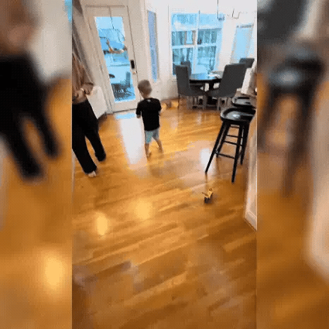 Niño jugando con el Duelo Turbo Láser